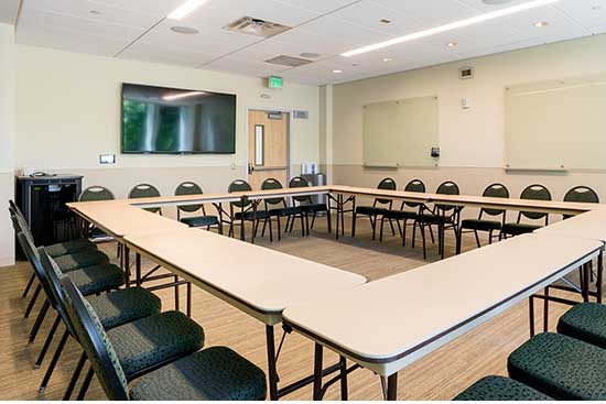 LSC Meeting Spaces_0005_LSC 304 306 308 310_Single Meeting Room_Conference_02
